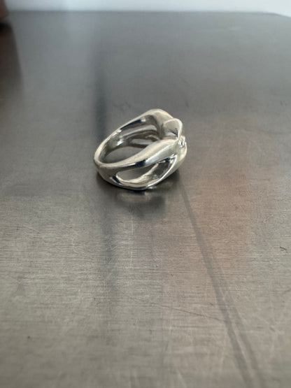 Squiggle Star Ring