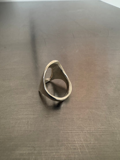 Oblong Ring