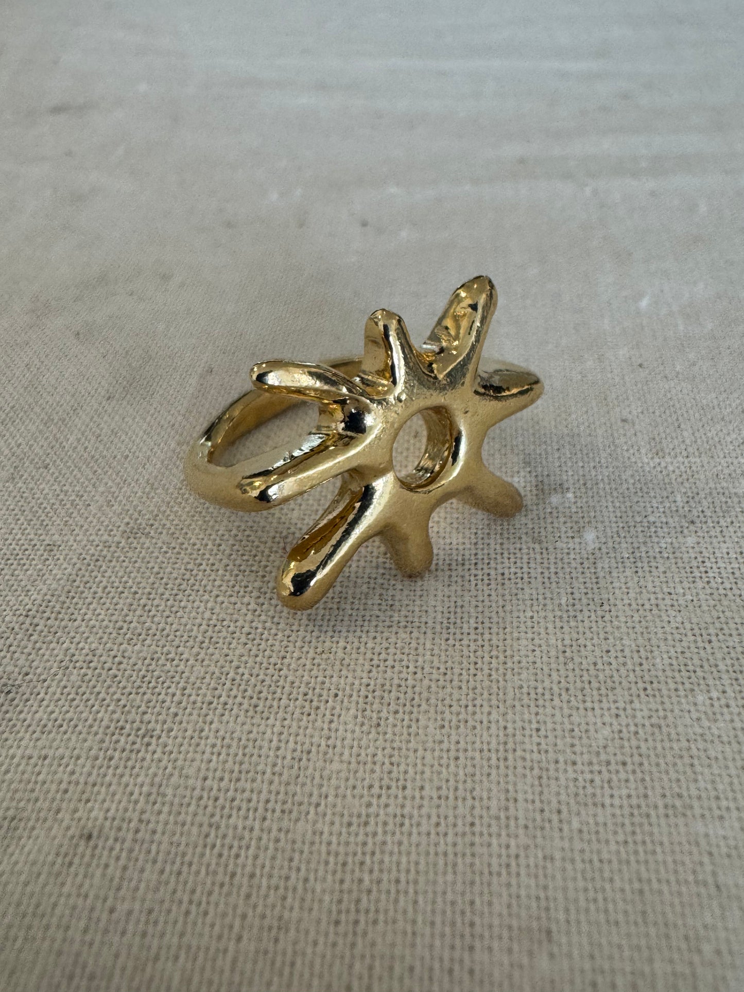 Sunny Ring